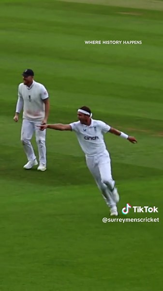 The magic of the Ashes. ✨⚱️ Happy Ashes Eve to all those who celebrate! 🎄 #ashes #theashes #stuartbroad #abcxyz #forupage