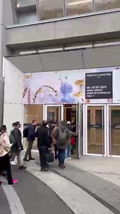 🌟 Welcome to #TexworldEvolutionParis SS2024! 🚀 The curtains rise on a new edition of Texworld Evolution Paris, the quintessential blend of fashion and innovation. From the essence of textiles to the raw elegance of denim, immerse yourself in the realm of creative expression and exceptional craftsmanship. 🧵 Texworld Universe Explore treasures woven by master artisans from around the globe. From basic fabrics to the most exquisite pieces, each booth invites you to an elegant dance between tradi