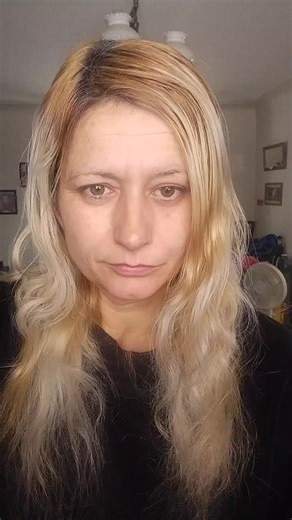 Amanda Holt on Reels