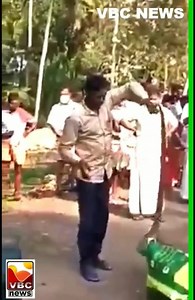 4K views · 14 reactions | വാവ സുരേഷിന് പാമ്പുകടിയേറ്റു.ഇന്ന്...