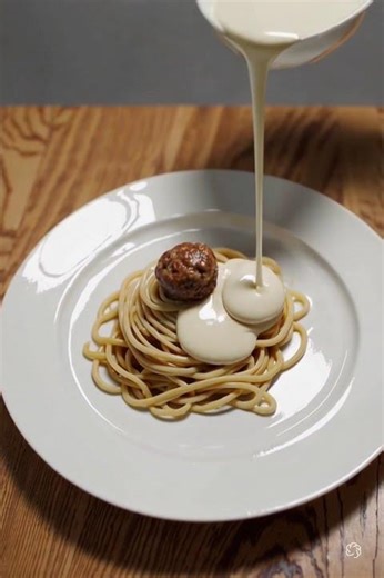 مكرونة بكرات اللحم Meatballs Pasta