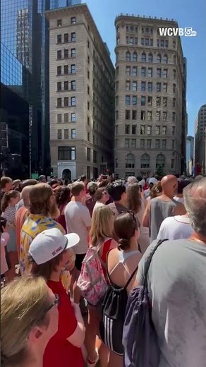Crowd joins July 4 Pledge of Allegiance outside Old State House in Boston