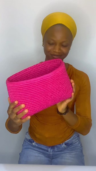 Handmade Crochet Purse: Intricate Design Journey