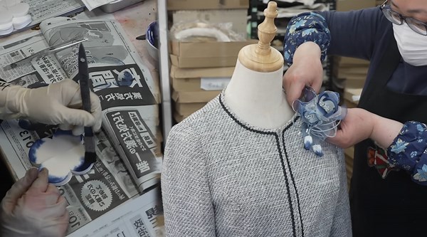 Bringing Artificial Flowers to Life With Expert Craftsmanship