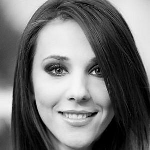 Andreea Raducan – Age, Bio, Personal Life, Family & Stats | CelebsAges