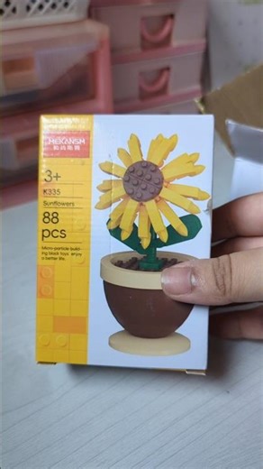 Unboxing Sunflower Building Box & Charms from the Dawbu Store #dawbustore #sunflower #buildingblocks