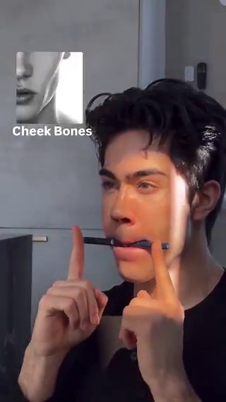 Top face exercises using a pen 🖊️ Do each move for 3 sets of 10 reps