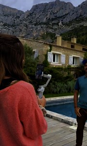 Situé dans un cadre exceptionnel et préservé au pied de la Montagne Sainte Victoire près d’Aix-en-Provence, @escaledetox est un lieu paisible pour des séjours jeûne et randonnée. Cédric, co-fondateur, nous ouvre les portes de son lieu pour nous parler des bénéfices du jeûne sur la santé mais également nous donner des conseils sur la descente et la reprise alimentaire. La vidéo complète avec ses conseils est à retrouver sur l’app Vitaliseur (3 jours d’essai puis 4 euros par mois pour des contenus