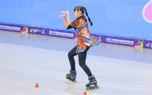 No.13 CHAN YIN LAM SEVINA 来自中国香港 2023世界自由式轮滑锦标赛 花式绕桩 青年女子组