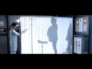 When you think he’s wildin’ but it’s just his lil homie moving around 藍 #AustinPowers #MiniMe #90sHumor | 90s kids remember | Facebook