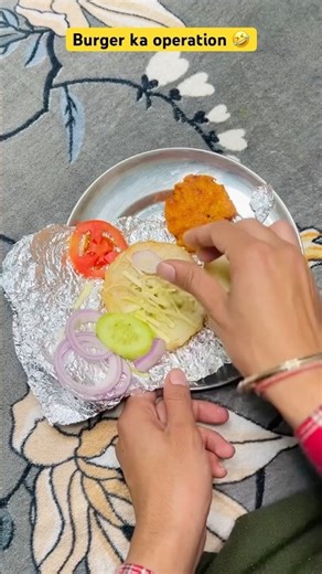 Burger ka operation kardia🤣 #comedy #funny #funnyvideo #comedyvideo