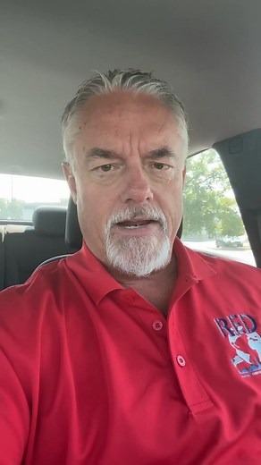 🚚 It’s #WernerWednesday! David’s taking a quick break between school visits to break down what it means to run on a dedicated account. A dedicated driver serves one specific customer in an area — often with no-touch freight or driver unloads. Consistency, reliability, and a routine you can count on! Learn more about our dedicated opportunities: ➡️ https://bit.ly/482r4GQ | Drive Werner