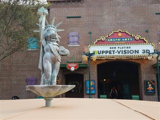 Disney Cast Members to get Final Farewell of Muppet*Vision 3D | Chip and Company