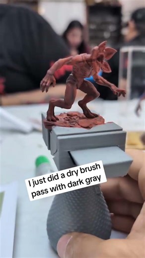 Amateurish work painting a demogorgon mini #dnd #roleplayinggame #paintingminiatures