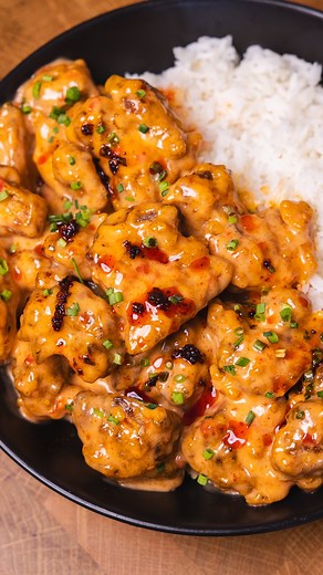 Genio Ng on Instagram: "Bang Bang Chicken Why did the chicken go to the party? Because it knew how to bang out a good time 🤓 Recipe here or link in bio: https://cookingwithgenius.com/bang-bang-chicken/ #recipe #recipeideas #easyrecipes #dinnerideas #chickenrecipes"