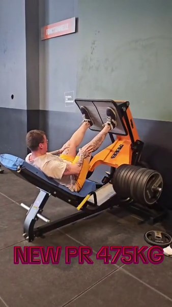 Record personnel à la presse à cuisse : 475 kg