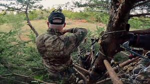 72K views · 345 reactions | Opening day in Oklahoma turned out to be exciting as Jeff and Cole head in to hunt "6X". 40 minutes before dark, here he comes... the question now is can they get it done? | Buckventures | Facebook