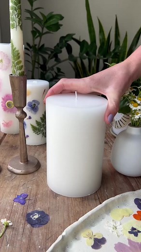 Don’t spend $80 on a candle for Mother’s Day. Make it yourself!! A few tips: If a petal isn’t sticking, trying dipping the knife in a little bit of melted wax. Heat the wax for a few seconds, then apply a thin layer over the petal to secure it to the candle. Make sure to hold the knife on the petal long enough for the wax underneath to melt. Sometimes it takes longer depending on the thickness of the petal. Thinner flowers work better for this! In addition to flowers, you can also use ferns, ste