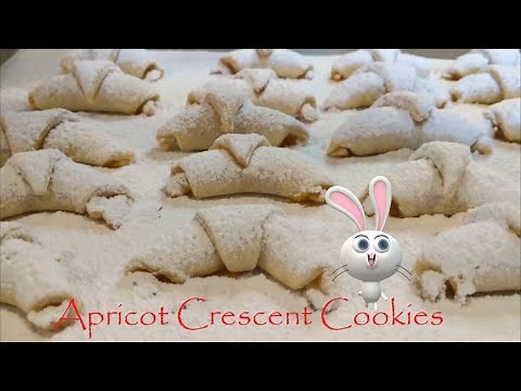 How to make Apricot Crescent Cookies Kiflice Kipfel European Recipe crescent-shaped sweet treats