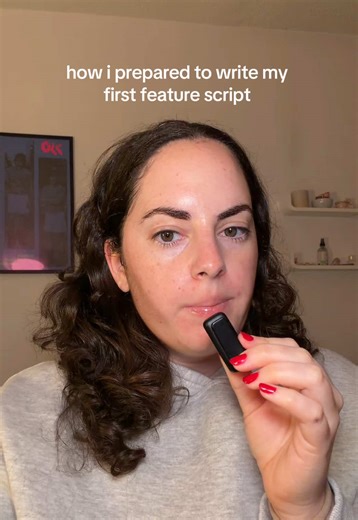 excited to embark on this new journey! this is how i prepared to write my first feature script ✍🏻⭐️🎥 #screenwriting #screenwriter #featurewriting #womeninfilm #writer