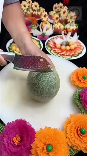 Diy Beautiful fruit decoration carving tutorial | Hans Rabaya Caasi