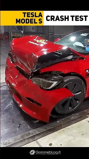 Tesla Model S - CRASH TEST