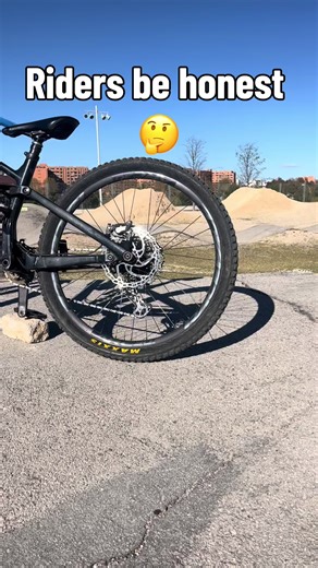 Pocket Tire Inflator: Fast & Easy Cycling