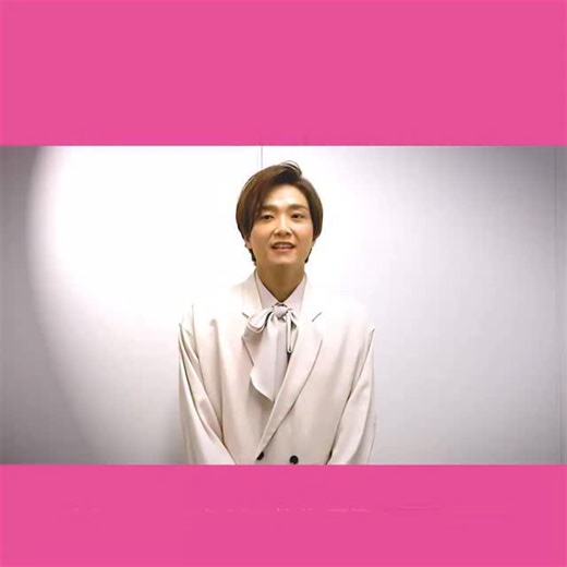 井上芳雄ミュージカルアワー『芳雄のミュー』☆2/4(水)午後10時生放送☆ on Instagram: ". ◤井上芳雄さんの次回予告動画が到着🎥◢ 次回ゲスト🌹 『#どろんぱ 』より#小池徹平 さん 小池さんと芳雄さんは4年ぶりのご対面🌟 どんな芳雄のミュー生放送になるか 芳雄さんもワクワク🎤💖 📺2/4(水)午後10:00生放送 詳しくは【WOWOW 芳雄のミュー】で検索🔎"