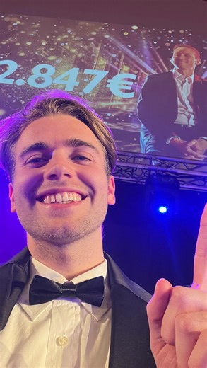 ZENO⚡️ | 25 Sänger, 1000 Gäste und das Spendenziel von 1 Million Euro am Jubiläumsabend geknackt 💖 Ich durfte gestern auf Andreas Hess 25.... | Instagram