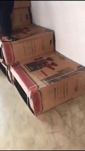 8.7K views · 194 reactions | In Bhutan ,Now unloading rice mill machine 、chaff cutter 、pulverizer 、grinder 、paddy thresher 、stainless steel crusher from truck | Dawn Agro Machinery | Facebook