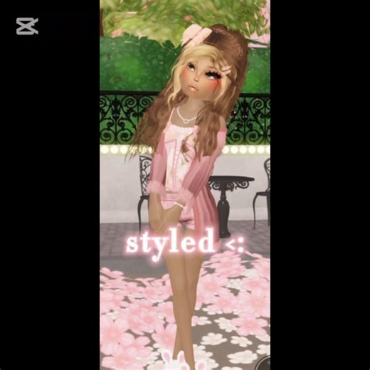 taking the features of two oc’s and merging it into one! 🫶 #dresstoimpress #robloxdti