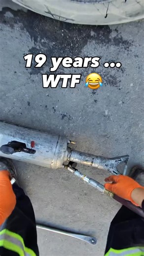 Cris | Latino Influencer on Instagram: "The conversation i be having 😂😂😂 #Reels #Reels2025 #ReelItFeelIt #ReelOfTheDay #ReelsInstagram #ReelsVideo #ExplorePage #IGReels #ReelsTrending #ReelsDaily #ViralReels #InstaReels #TrendingNow #ReelsChallenge #WatchThisReel"