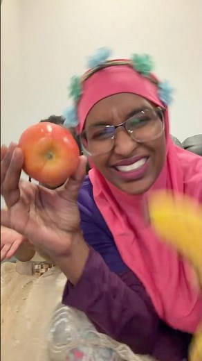 Apples🍎 and Banana 🍌