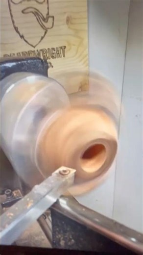 From Briar Block to Pipe Shape #pipemaking #briarpipe #beardwright #artisanpipe #pipe #piper