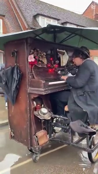 Sur ce une bonne soirée ! Rimski Piano https://www.instagram.com/rimskipiano/ | Mon oeil et le tien