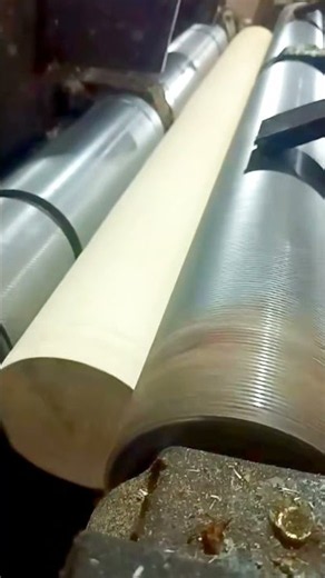 Veneer Peeling Wood