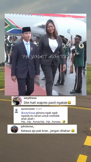 1.5K views · 7.9K reactions | Momen wakil Presiden Indonesia Gibran Rakabuming Raka tiba di Negara Afrika Selatan dan disambut tarian Pantsula...朗 Salfok ke komentar N3tizen  #kisahartis #kisahinspirasi #kisahnyata #fyp #reelsfyp #fypchallenge #beritaviral #beritaterkini #trending #viral #reelschallengereelschallenge #jangkauanluas #semuaorang | Yosmi Monika Nge | Facebook