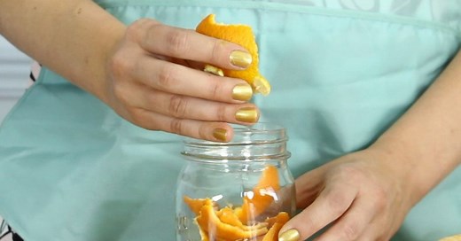 DIY Oven Cleaner | An Insanely Easy and Eco Friendly Method