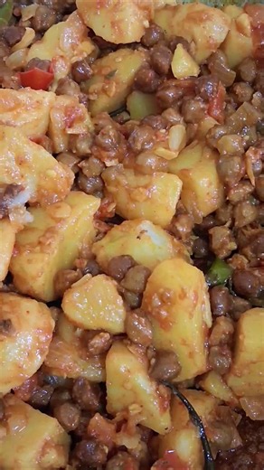 Indian Style Aloo Chana Recipe 😋 |Aloo Chana Masala Sabji | #viral #food #aloo #sabji #chana #recipe
