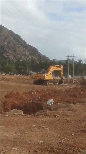 Poclain machine driving guide | Excavator operation tips