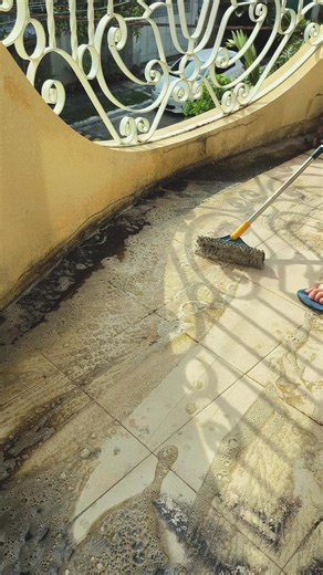 It's been a while since I cleaned my garden 🤣 #garden #gardening #cleaning #kuyaterra #gardening101