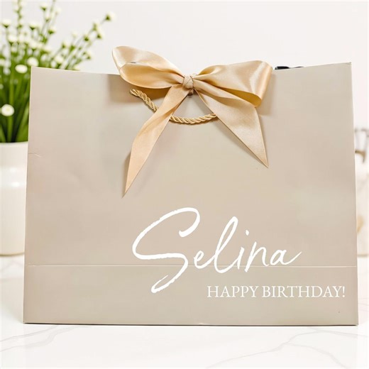 Personalized Birthday Gift Bags With Elegant Ribbons, Customized Paper Bags for Birthday Party Favors, Gift Bag With Name - Etsy