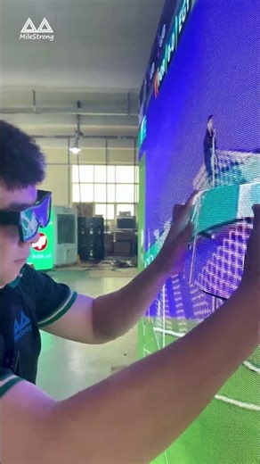 Breaking through the limitations of traditional planes#leddisplay #ledscreen #ledpanel #ledwall