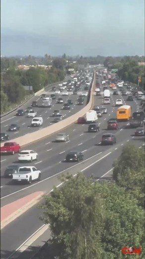 101 Freeway Timelapse at Reseda Blvd in Tarzana California