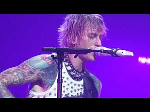 Machine Gun Kelly, why are you here/jawbreaker/Sid&Nancy, London 1/10/2022, Wembley Arena
