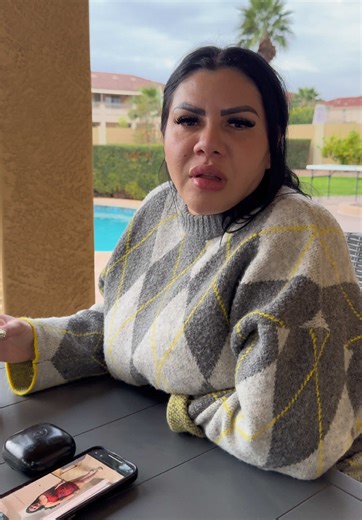 Roldanstop (@roldanstop)’s video of red dresses