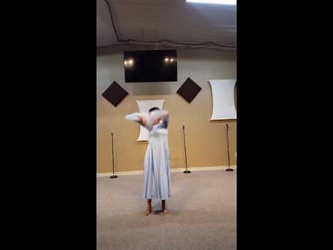 Jordan Sparks one wing praise dance with Michelle Wallis