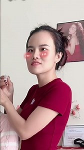 Là sao nữa, nhỏ mắt bà kia mà má..