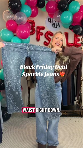 Even doing split in the dancing floor with them❤️‍🔥❤️‍🔥❤️‍🔥£34.99 only in the live NOW#TikTokMadeMeBuylt #blackfriday #diamantejeans #stretchyjeans #relarela