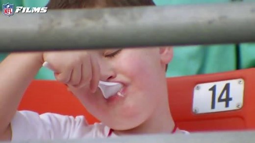 I scream, you scream, we all scream for ice cream! Happy #NationalIceCreamDay! 😋🍦 | NFL Films